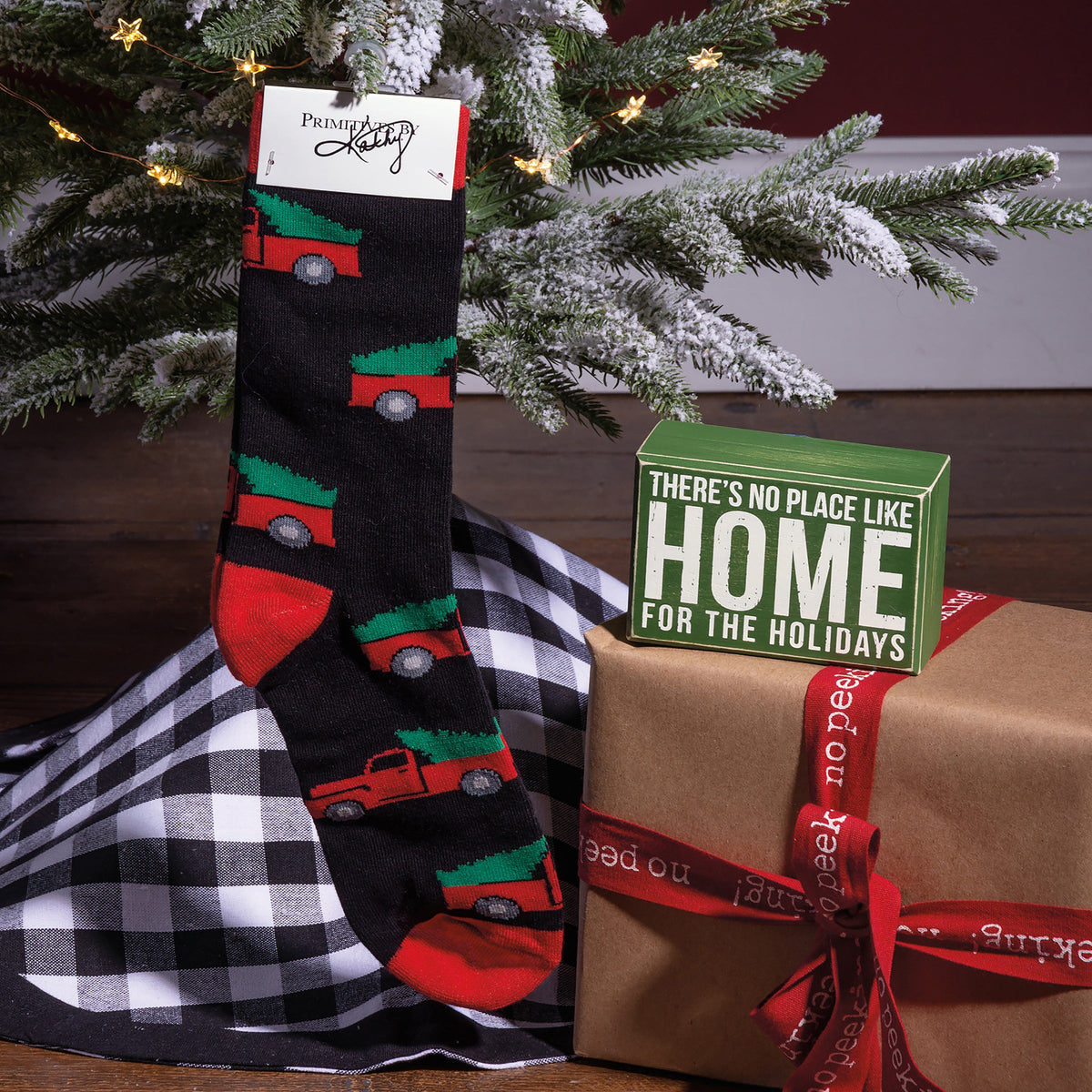 Box Sign &amp; Sock Set - Home For The Holidays