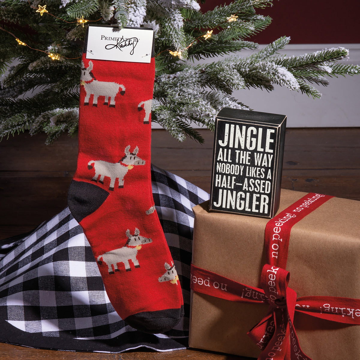 Box Sign &amp; Sock Set - Jingle All The Way
